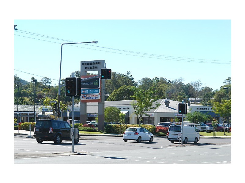 3 Baree Street, Kenmore QLD 4069