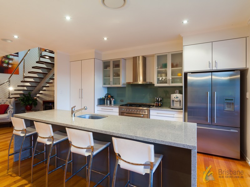 112 Hargreaves Ave, Chelmer QLD 4068