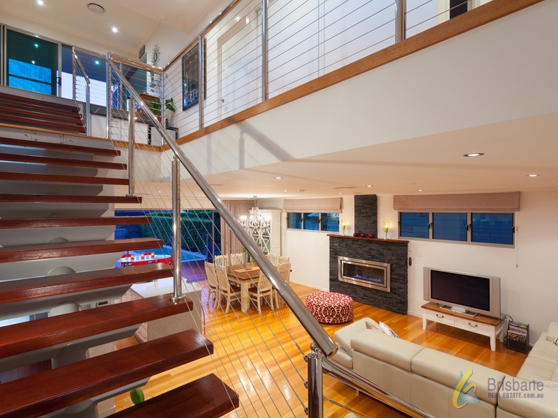 112 Hargreaves Ave, Chelmer QLD 4068