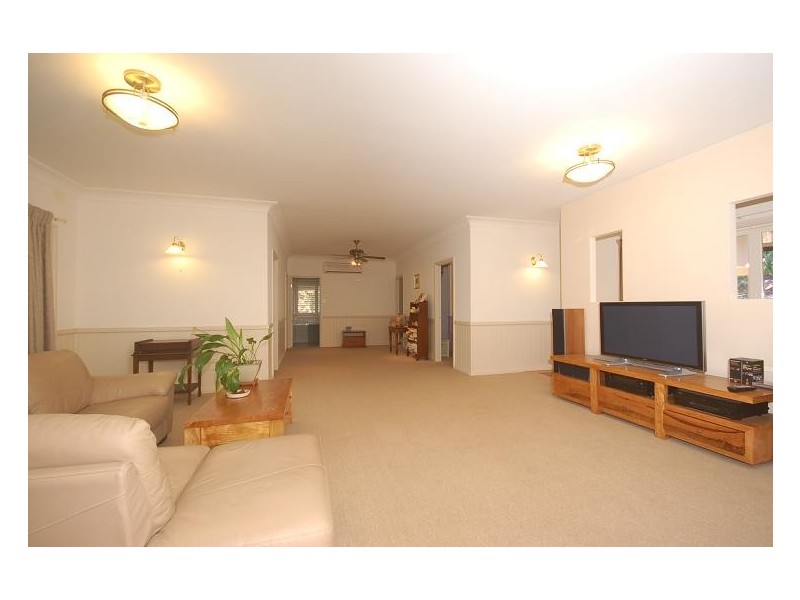 2 Coolibah Court, Mount Crosby QLD 4306