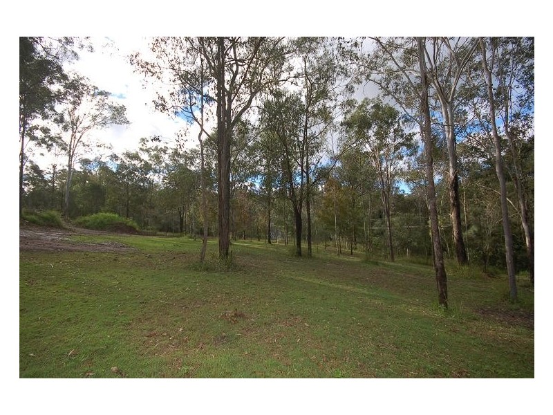 2 Coolibah Court, Mount Crosby QLD 4306