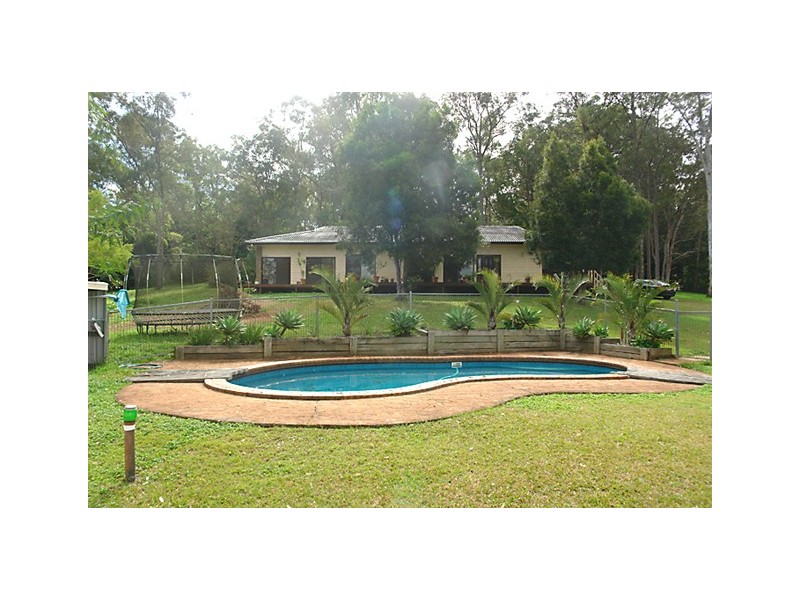 724 Hawkesbury Rd, Anstead QLD 4070