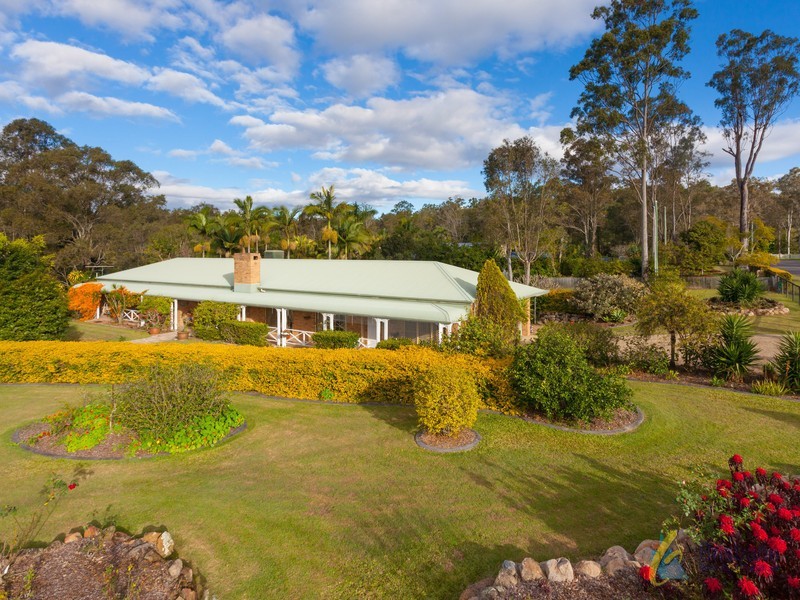 72 Riversleigh Road, Bellbowrie QLD 4070