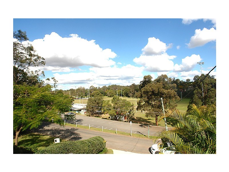 45 Hepworth Street, Chapel Hill QLD 4069