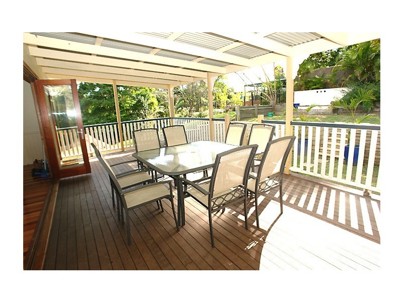 45 Hepworth Street, Chapel Hill QLD 4069