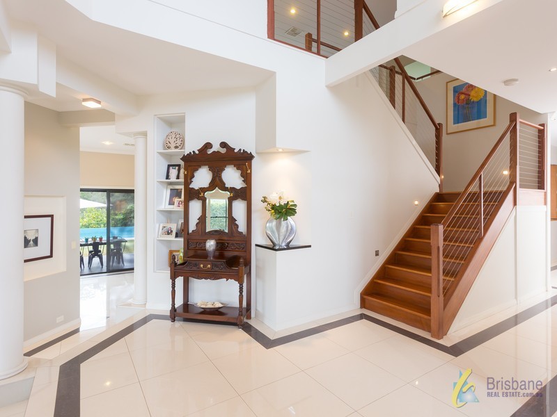 48 Olivia Pl, Pullenvale QLD 4069