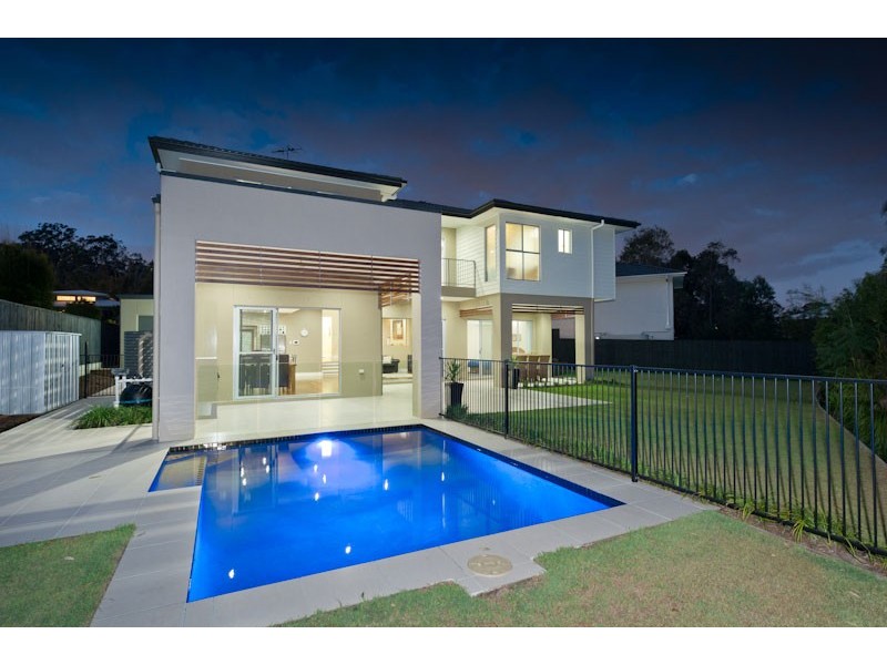 23 Serene Place, Fig Tree Pocket QLD 4069