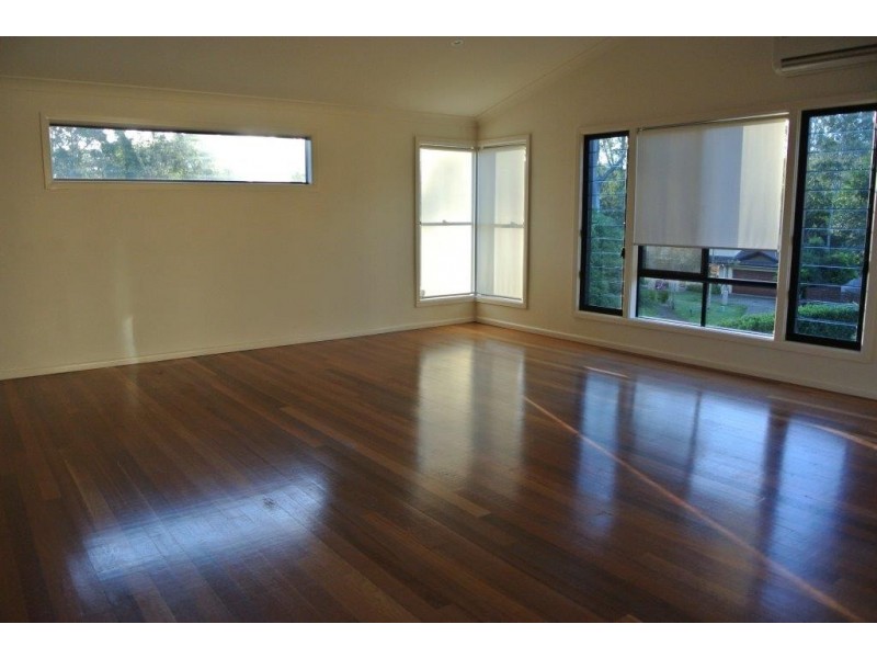 85 Bozzato Place, Kenmore Hills QLD 4069