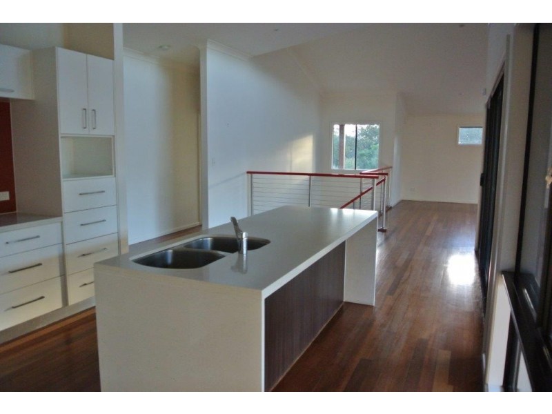 85 Bozzato Place, Kenmore Hills QLD 4069