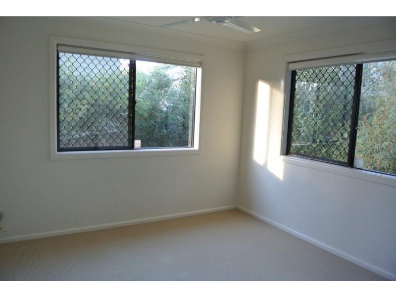 85 Bozzato Place, Kenmore Hills QLD 4069