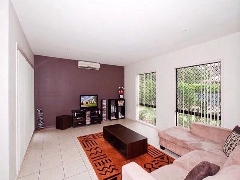 8/18 McPherson Road, Sinnamon Park QLD 4073