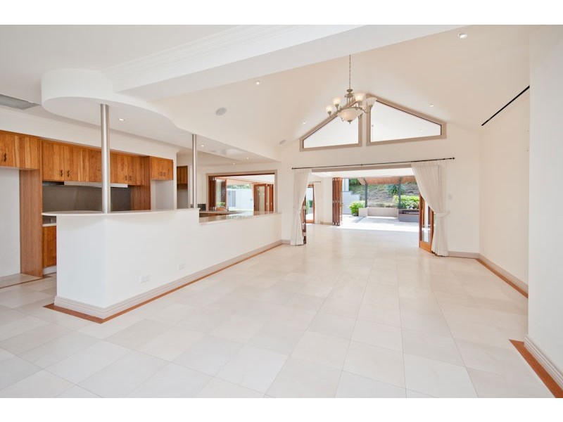 89 Moons Lane, Brookfield QLD 4069