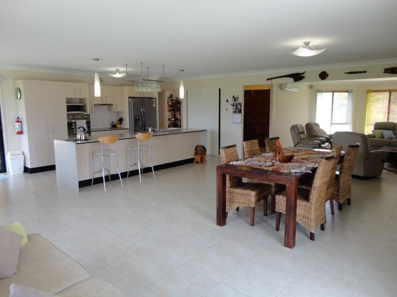 185 Allawah Rd, Chuwar QLD 4306