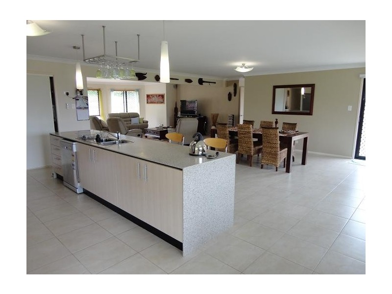 185 Allawah Rd, Chuwar QLD 4306