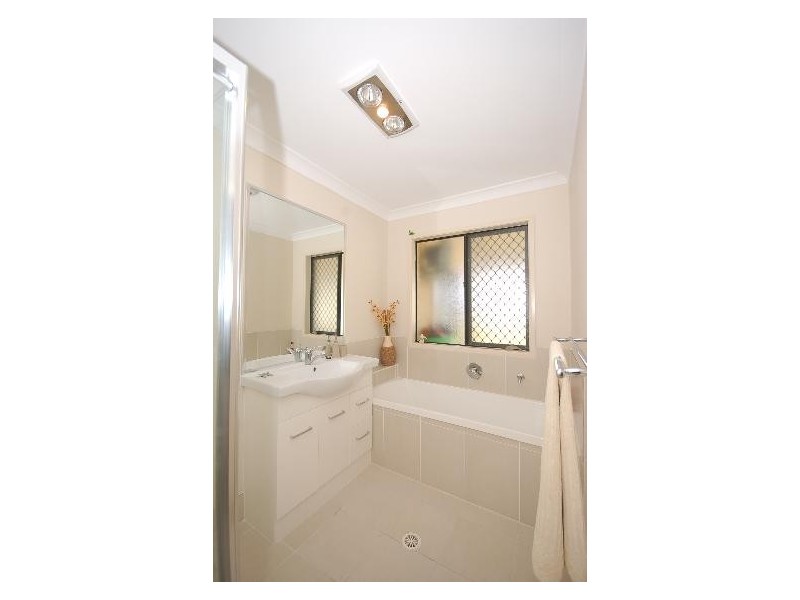 185 Allawah Rd, Chuwar QLD 4306