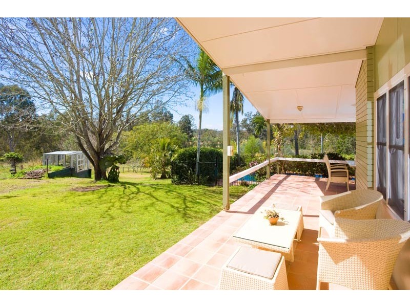 4 Avonmore Street, Moggill QLD 4070