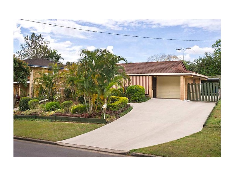 8 Fenchurch Street, Fig Tree Pocket QLD 4069