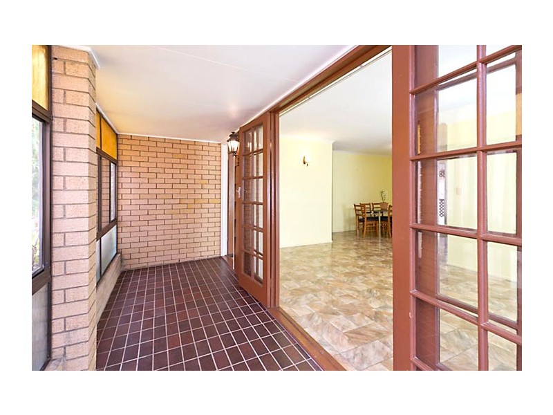 8 Fenchurch Street, Fig Tree Pocket QLD 4069