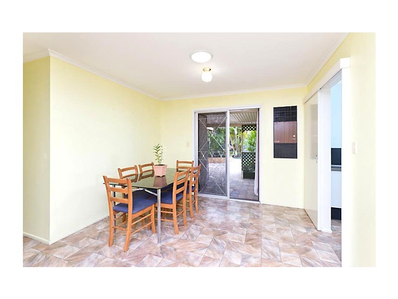 8 Fenchurch Street, Fig Tree Pocket QLD 4069