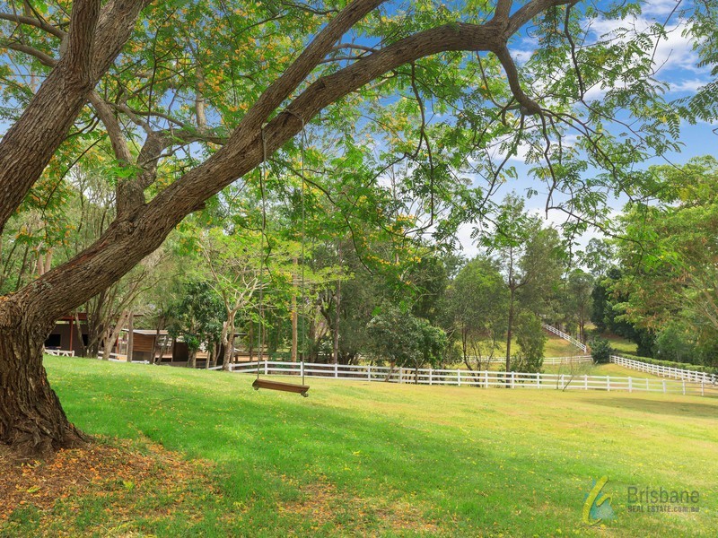 348 Gold Creek Road, Brookfield QLD 4069