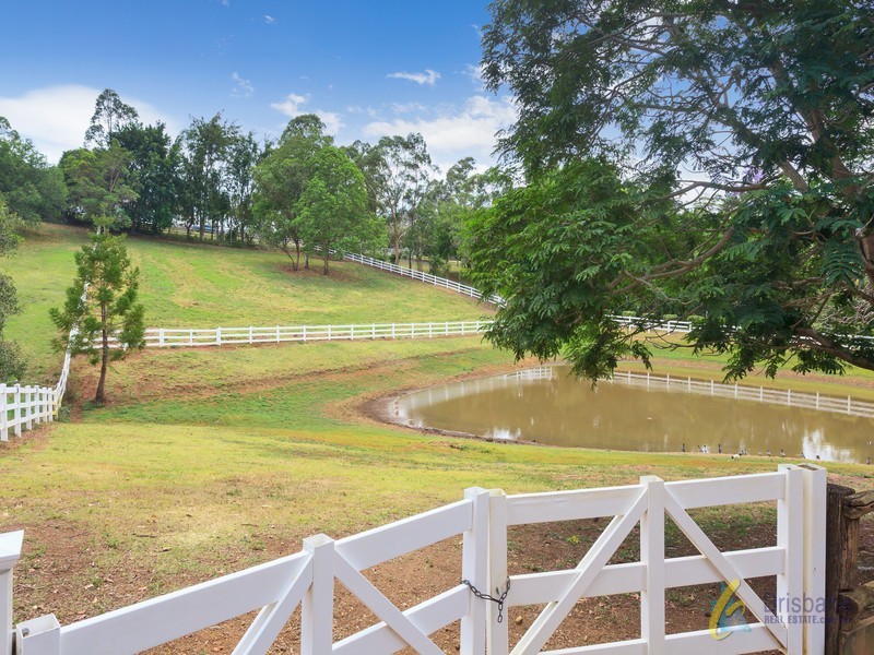 348 Gold Creek Road, Brookfield QLD 4069