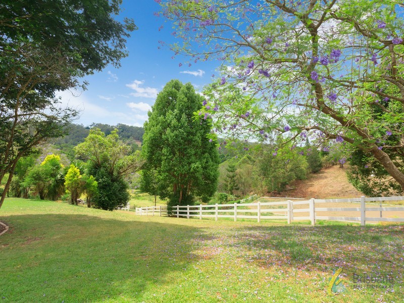 348 Gold Creek Road, Brookfield QLD 4069