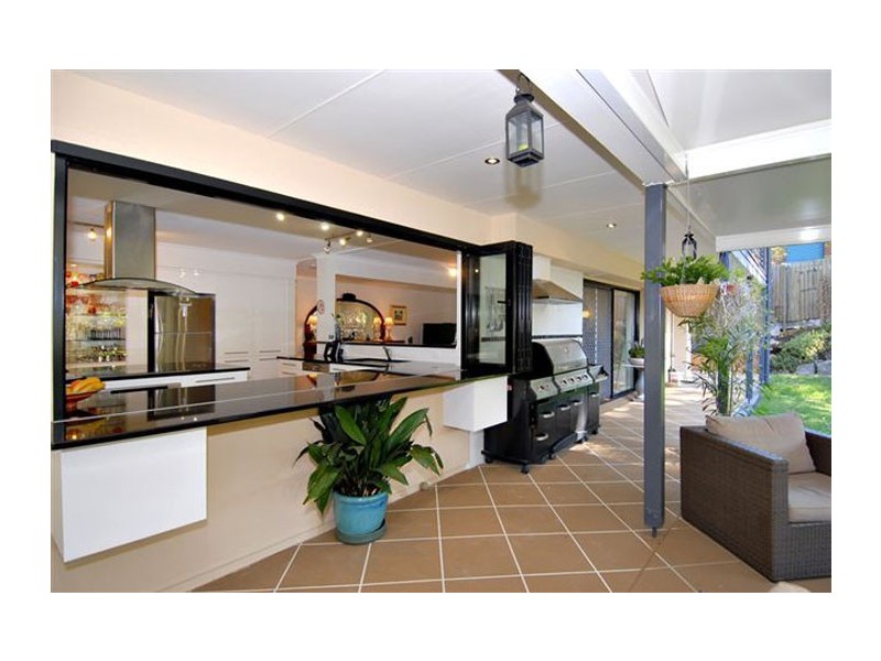 9 Jacana Crt, Bellbowrie QLD 4070