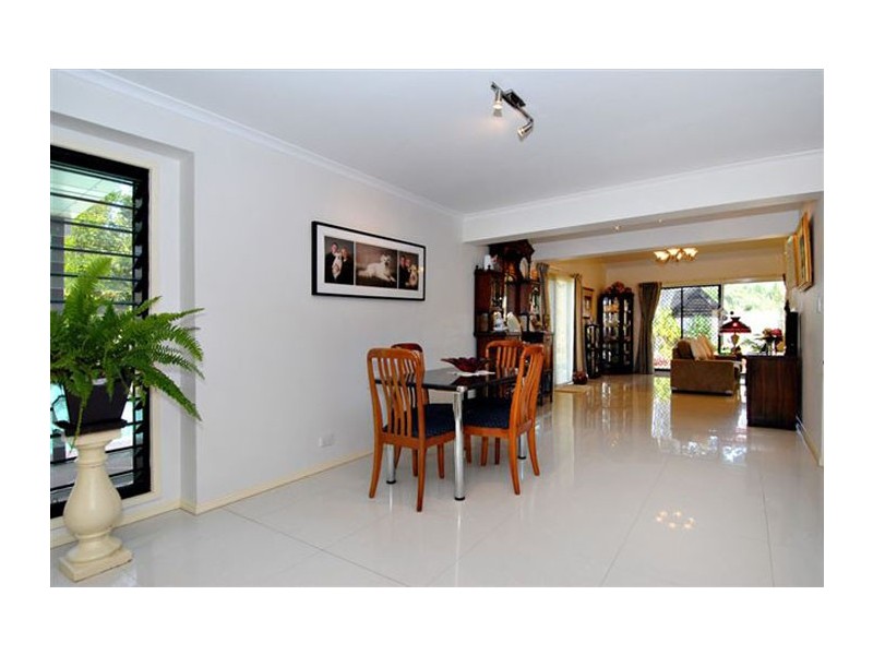 9 Jacana Crt, Bellbowrie QLD 4070