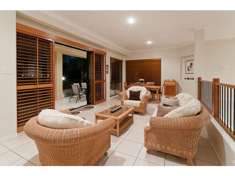 63 Wendouree Cr, Westlake QLD 4074