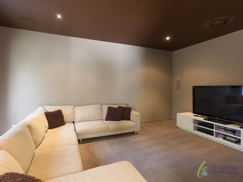 46 Northridge Street, Fig Tree Pocket QLD 4069