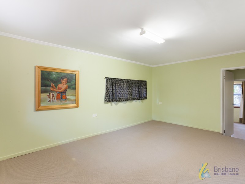 67 Burbong Street, Chapel Hill QLD 4069