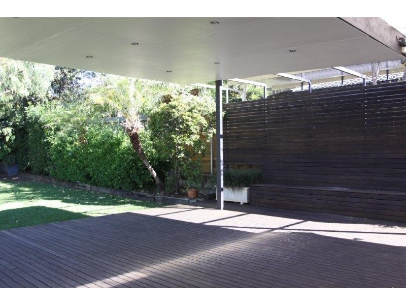 25 Lentara Street, Kenmore QLD 4069