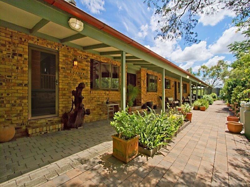 9 Baaring Drive, Karana Downs QLD 4306