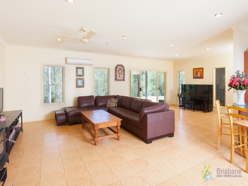 31 White Cedar Road, Pullenvale QLD 4069