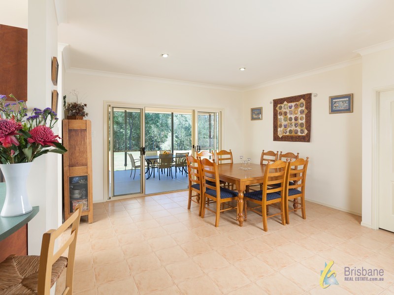 31 White Cedar Road, Pullenvale QLD 4069