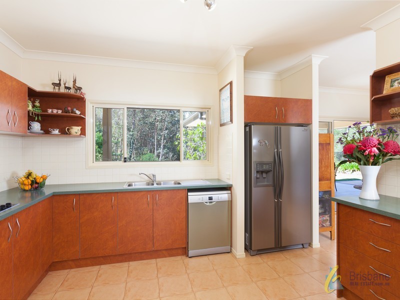 31 White Cedar Road, Pullenvale QLD 4069