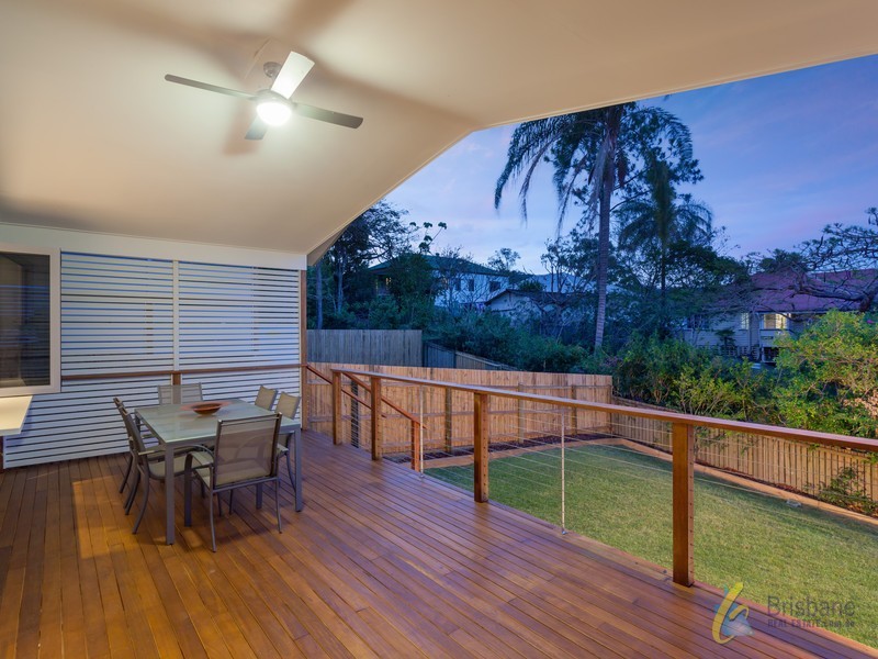 55 Disraeli Street, Indooroopilly QLD 4068
