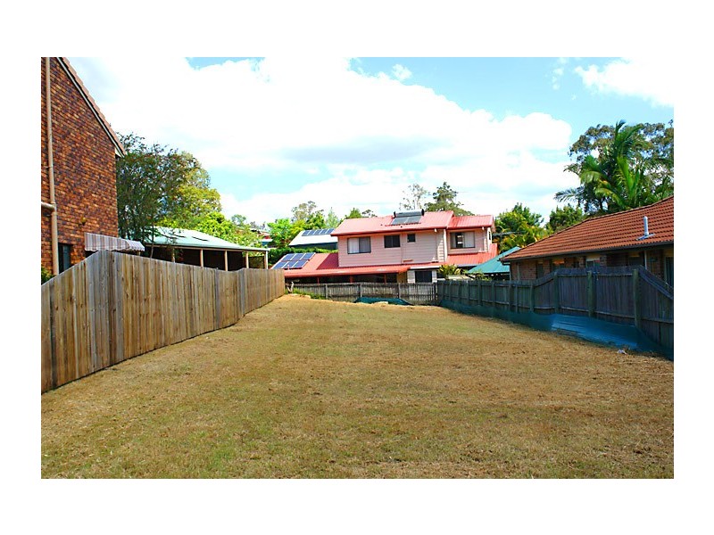 2A JESSAMINE COURT, Kenmore Hills QLD 4069