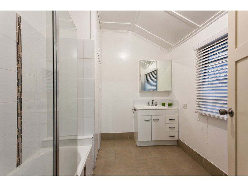 5 Byrne St, Bundamba QLD 4304