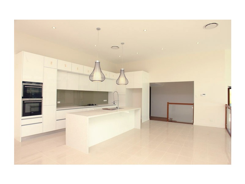 252 Moons Lane,, Brookfield QLD 4069