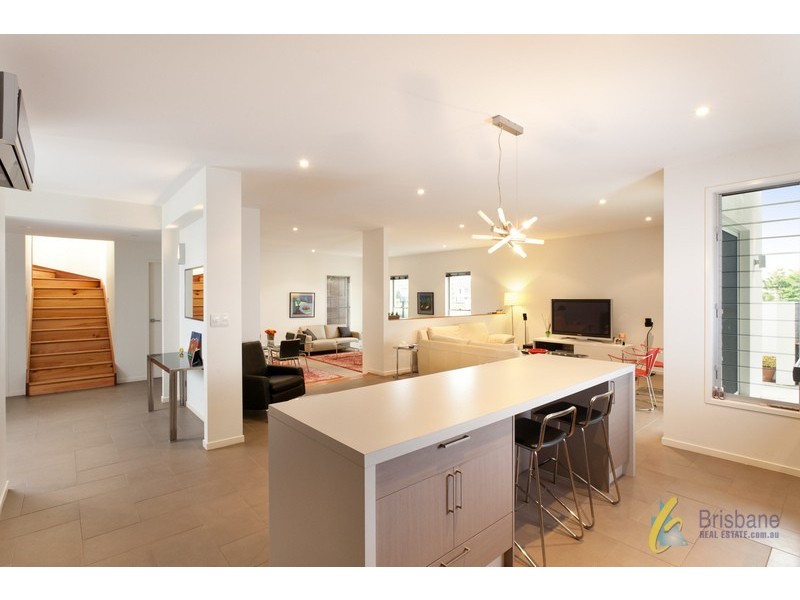 10 Brinley Pl, Sinnamon Park QLD 4073