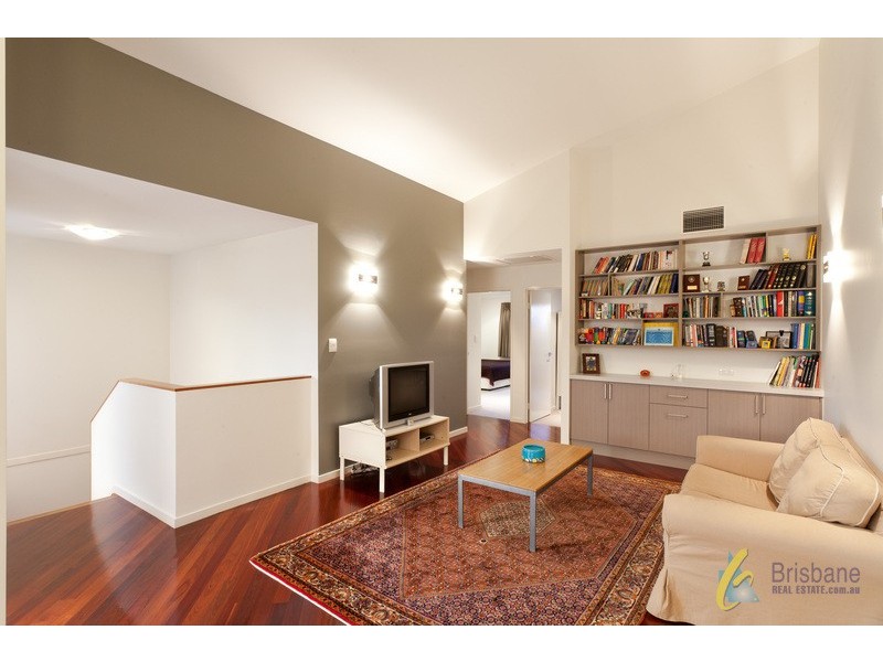 10 Brinley Pl, Sinnamon Park QLD 4073