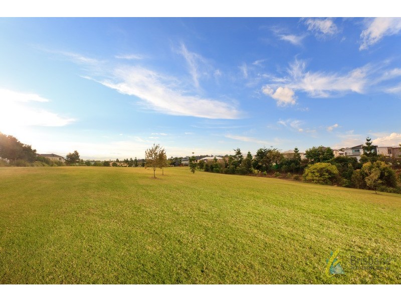 10 Brinley Pl, Sinnamon Park QLD 4073