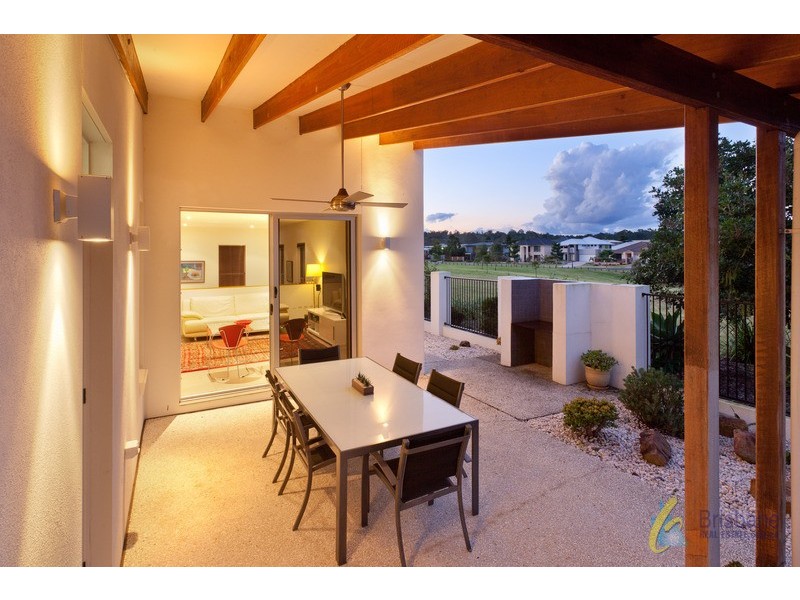 10 Brinley Pl, Sinnamon Park QLD 4073