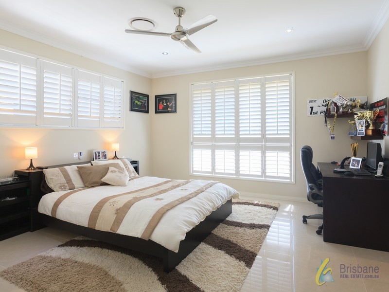 8 Millbrook Drive, Pullenvale QLD 4069