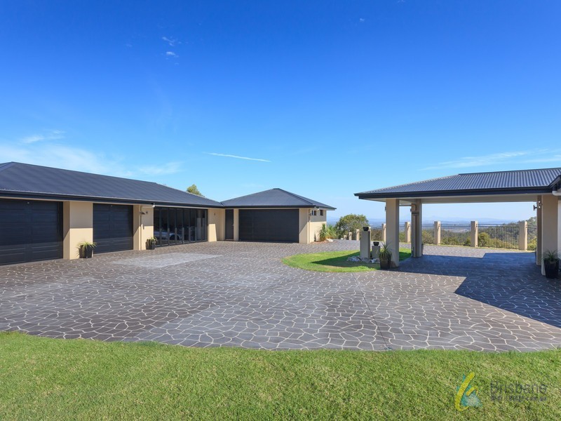 8 Millbrook Drive, Pullenvale QLD 4069
