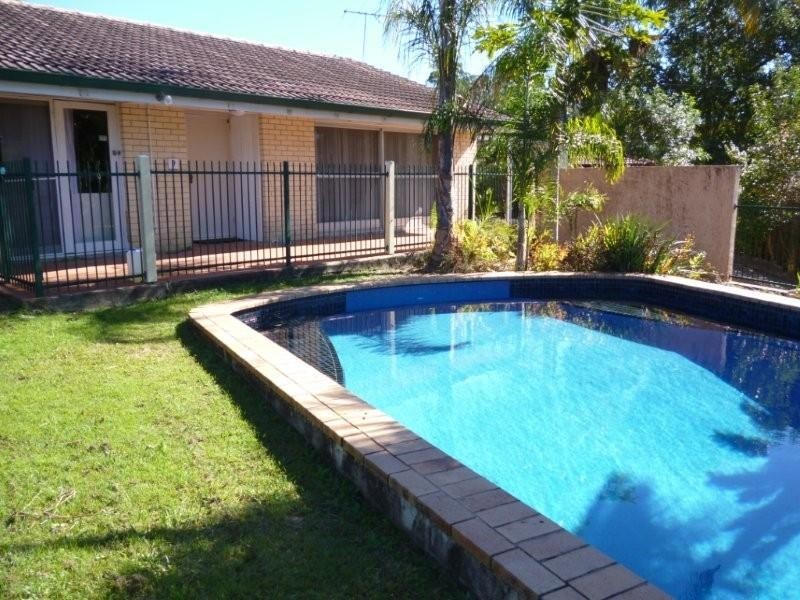 9 Canongate Street, Kenmore QLD 4069
