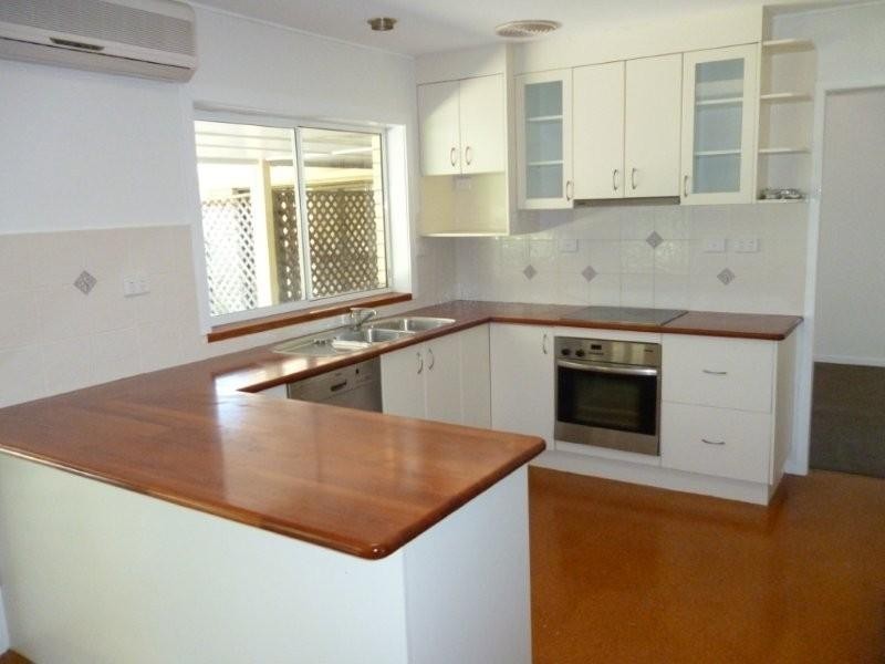 9 Canongate Street, Kenmore QLD 4069