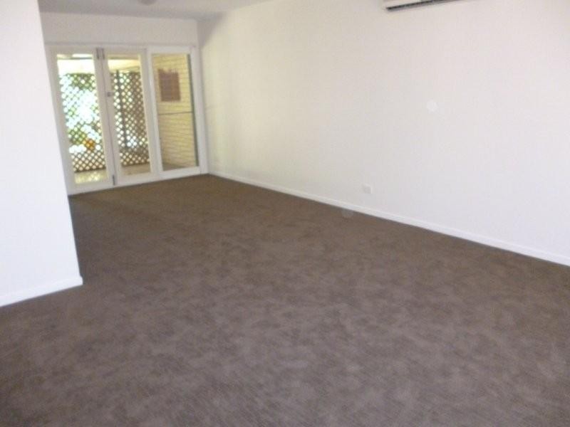 9 Canongate Street, Kenmore QLD 4069