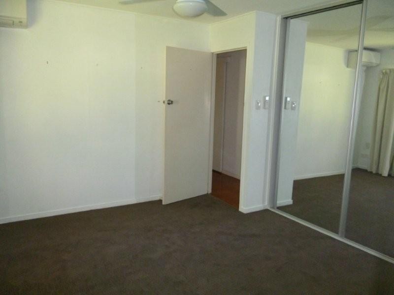 9 Canongate Street, Kenmore QLD 4069